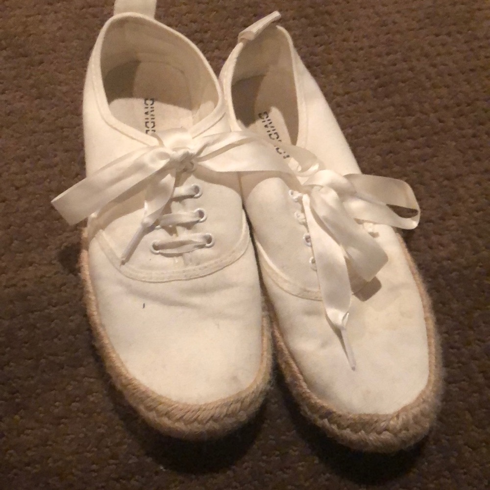 Summer shoes